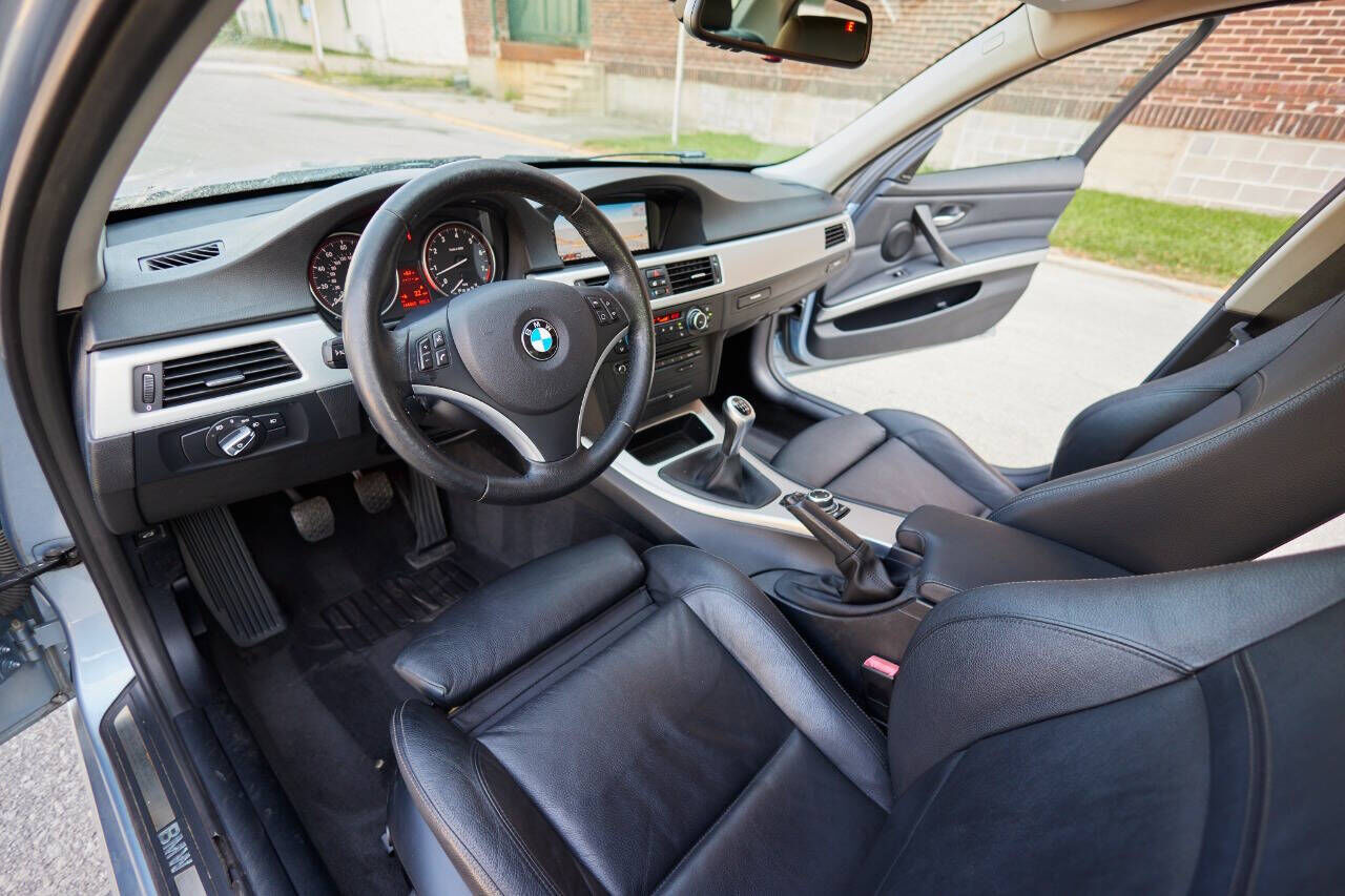 2011 BMW 3 Series