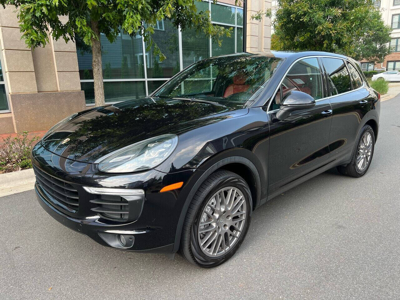 2016 PORSCHE Cayenne