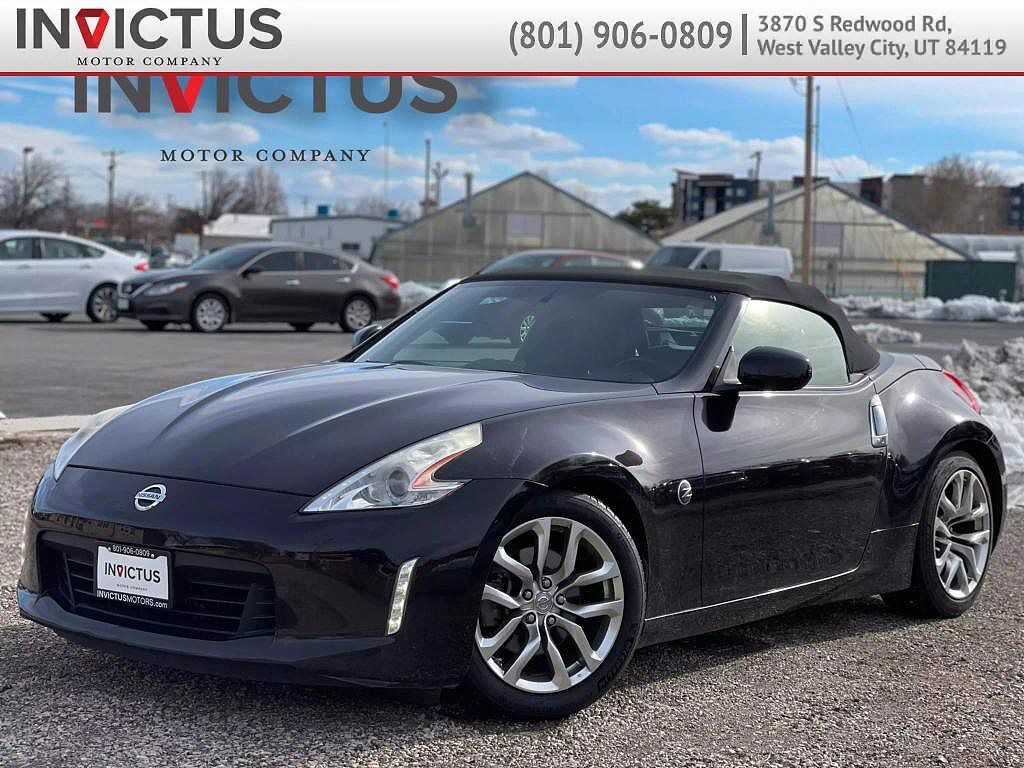 2014 NISSAN 370Z