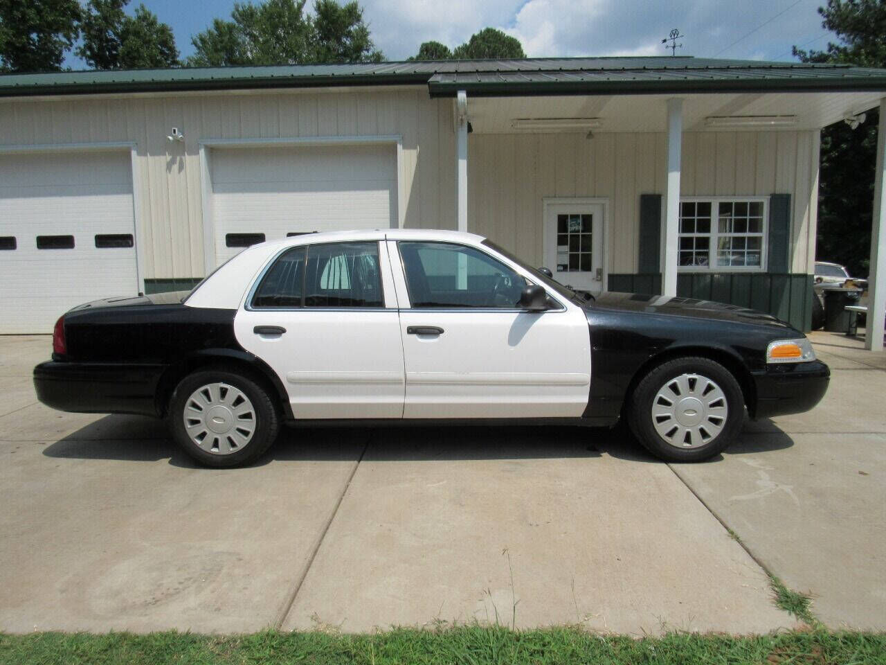 2008 FORD Crown Victoria