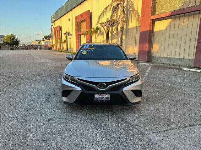 2018 TOYOTA Camry