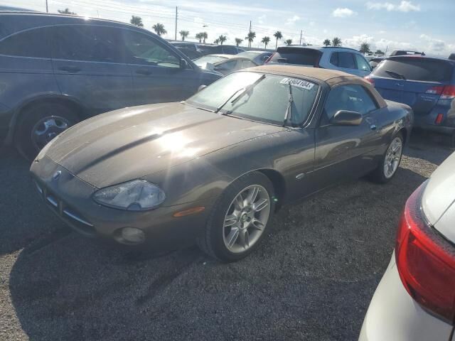 Jaguar XK8