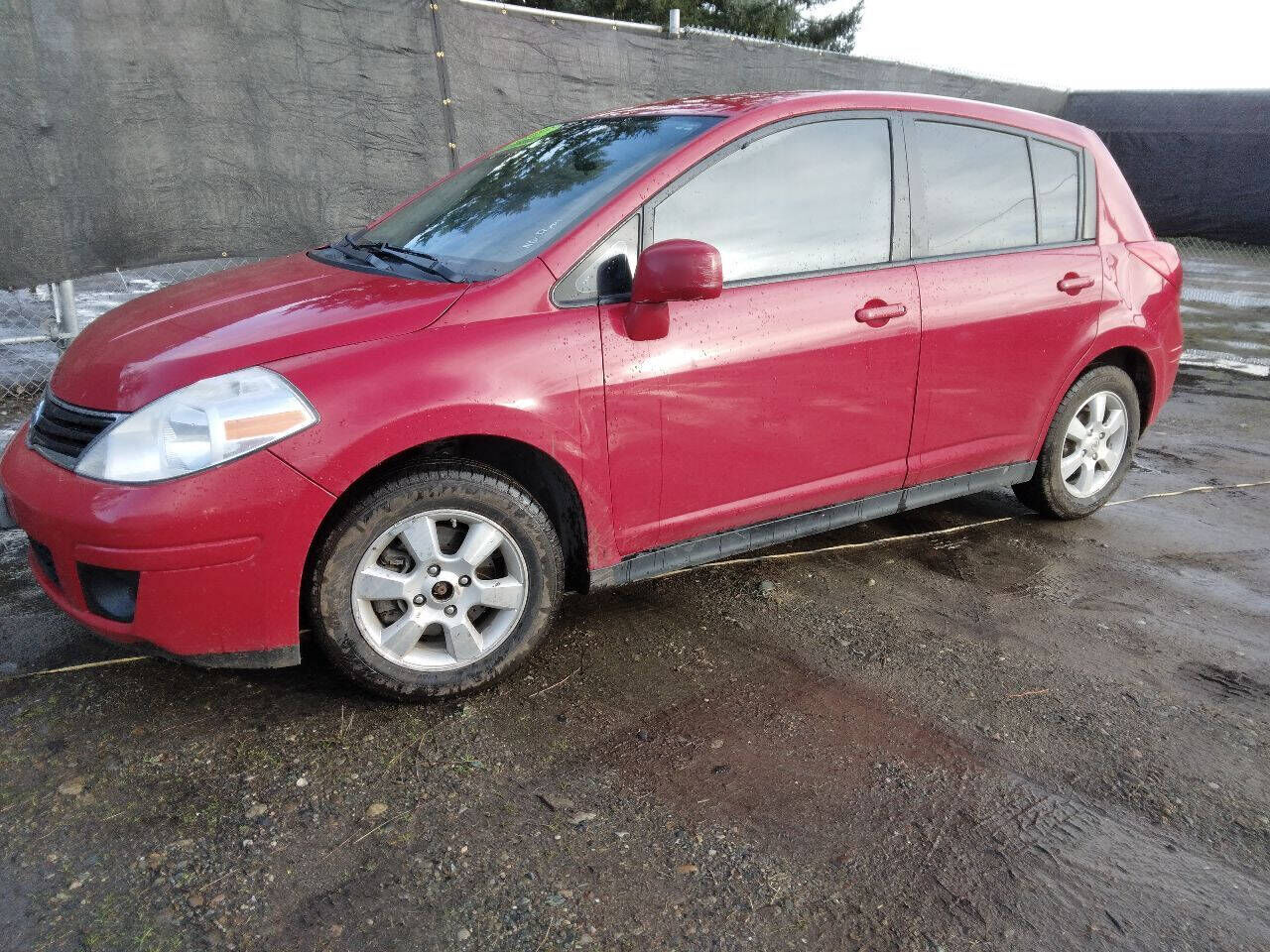 2012 NISSAN Versa