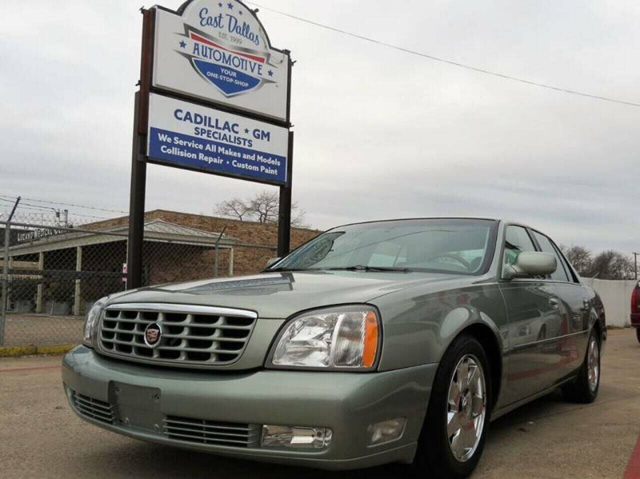 2005 CADILLAC Deville