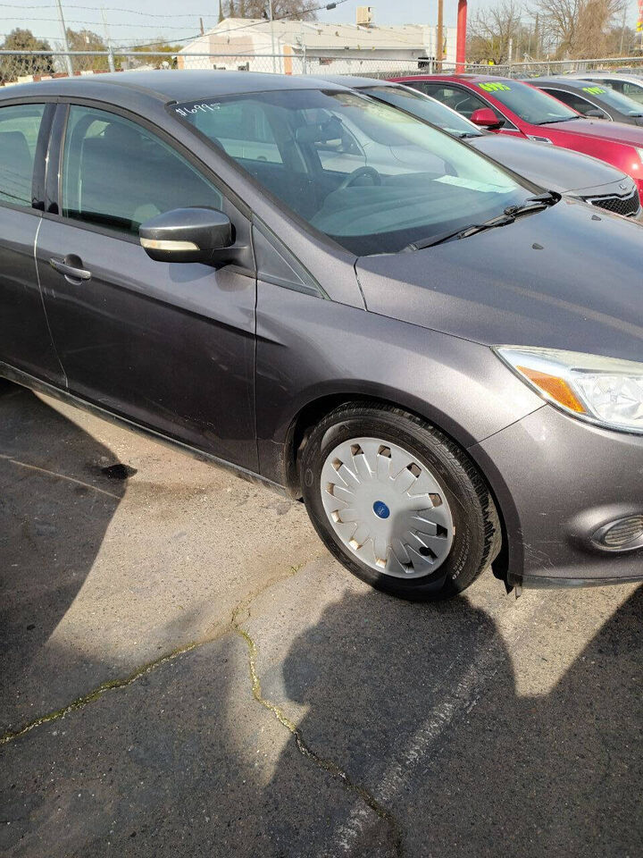 2013 FORD Focus