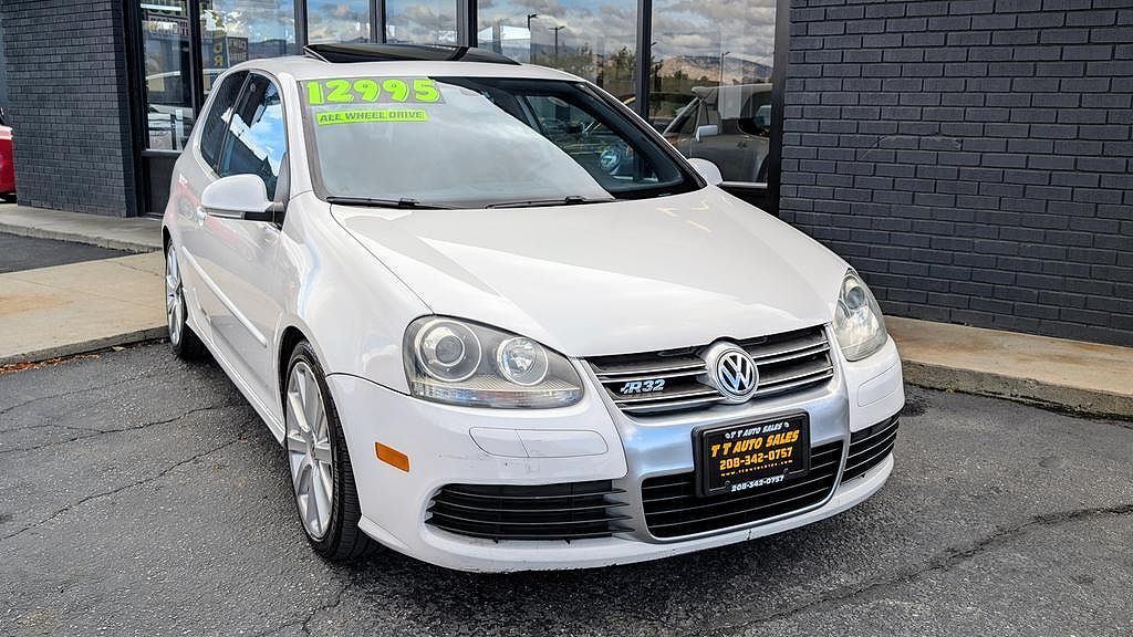 Volkswagen R32