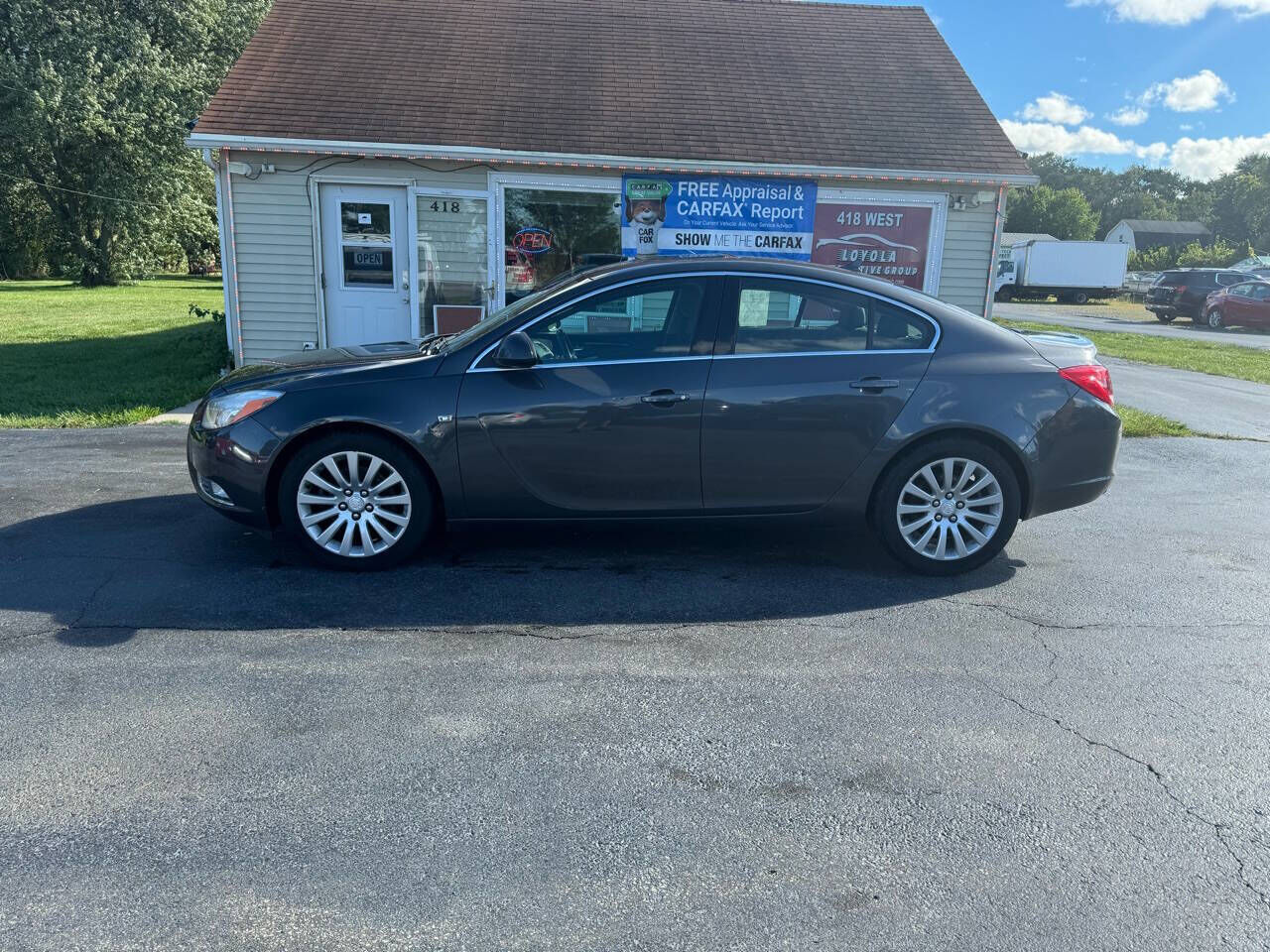 2011 BUICK Regal