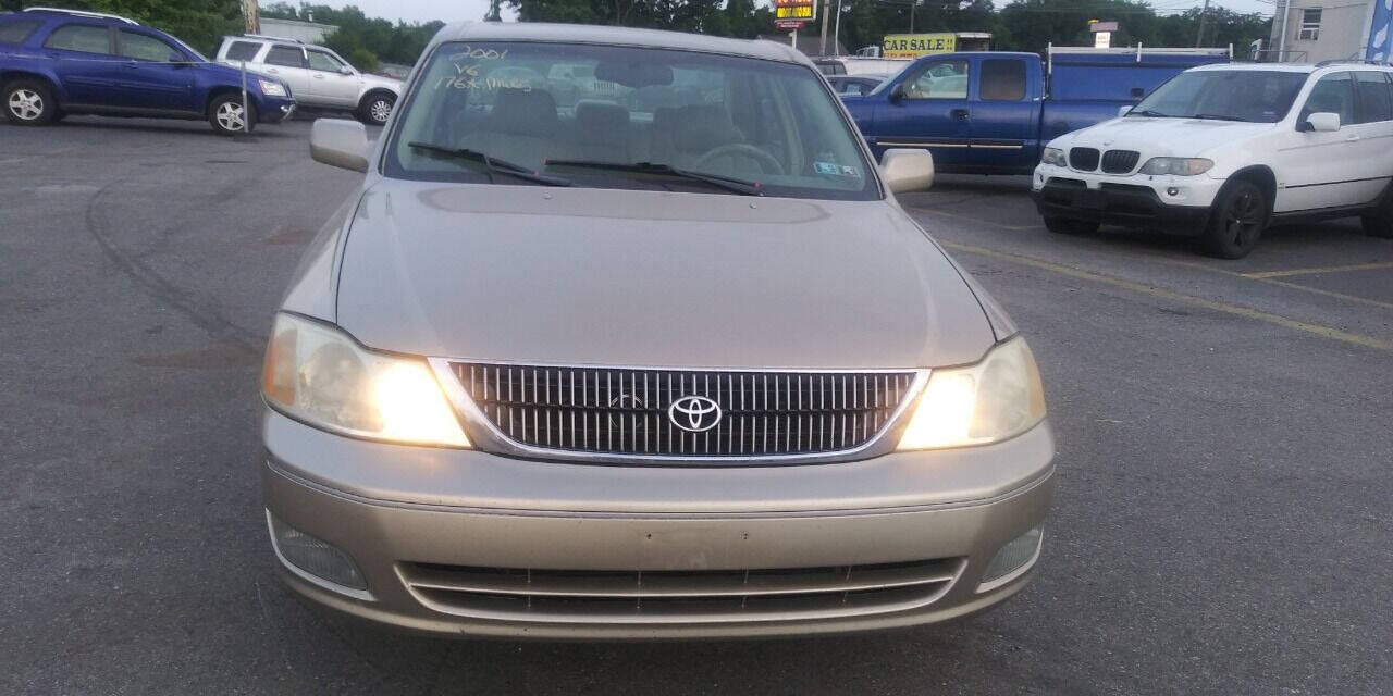 2001 TOYOTA Avalon