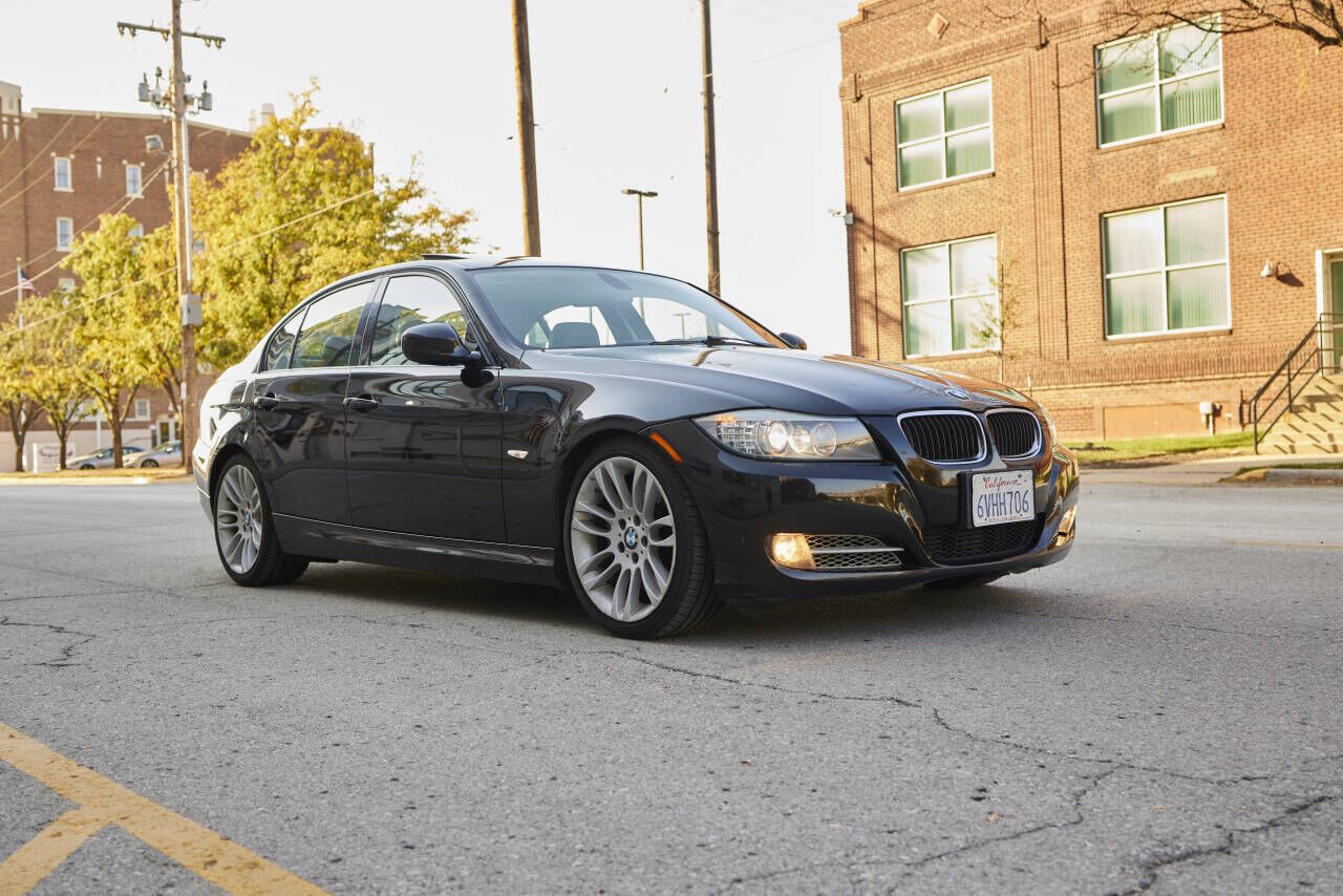 2011 BMW 3 Series
