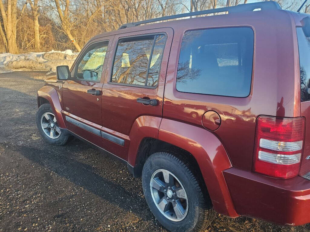2008 JEEP Liberty