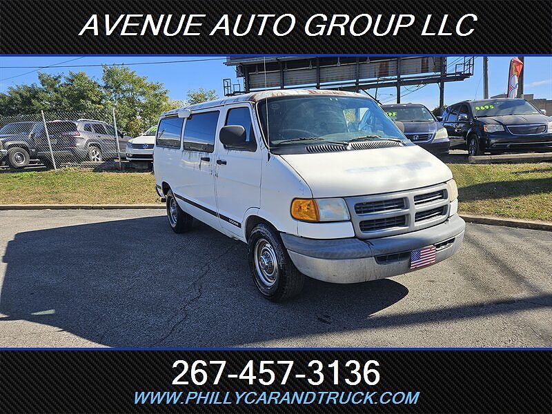 Dodge Ram Van