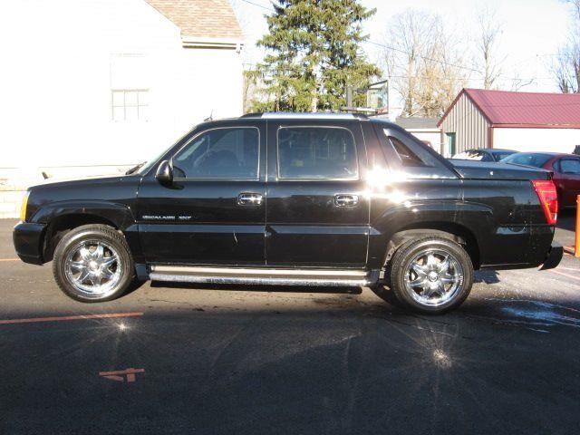 2004 CADILLAC Escalade
