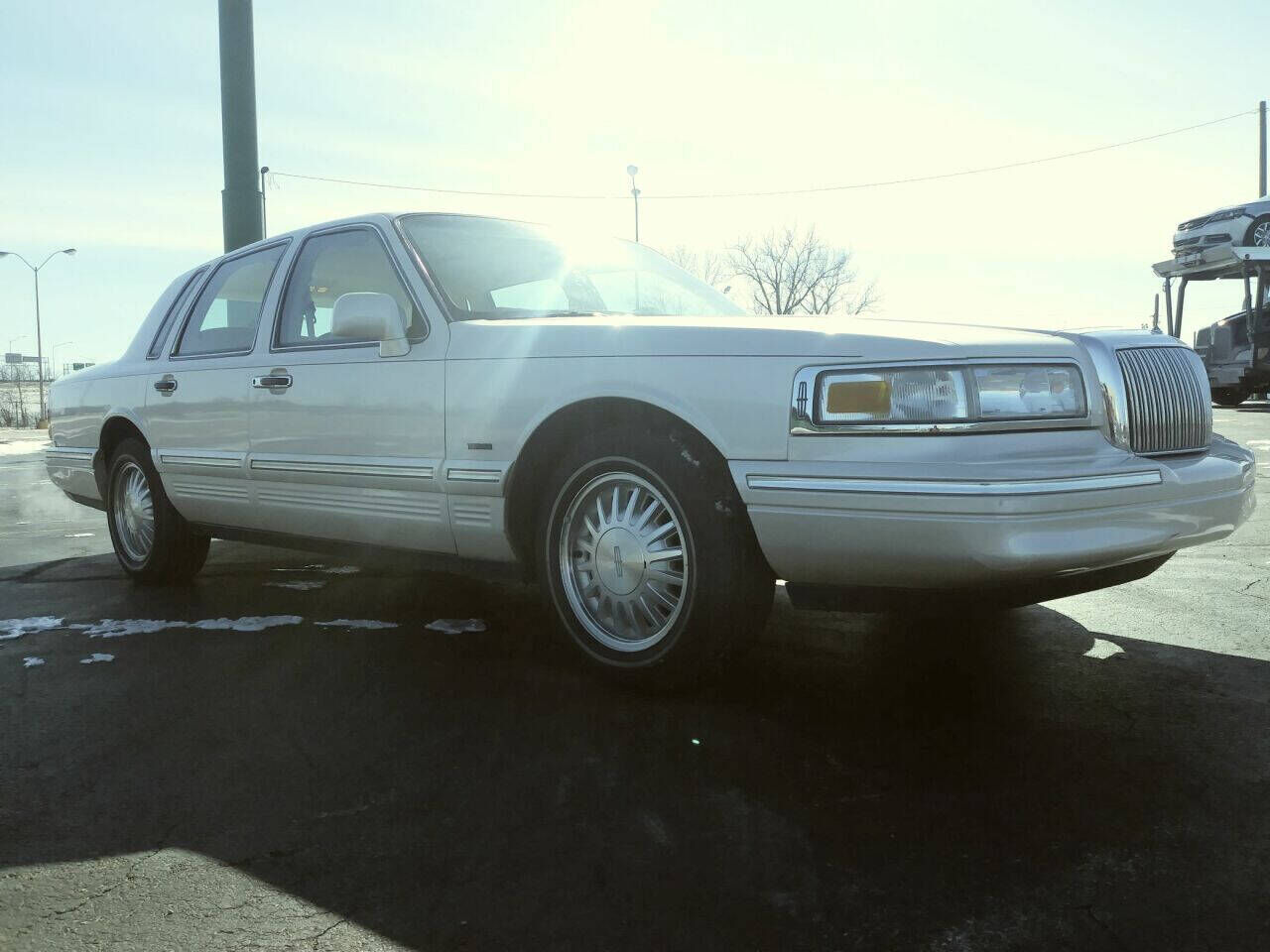 1996 LINCOLN Town Car