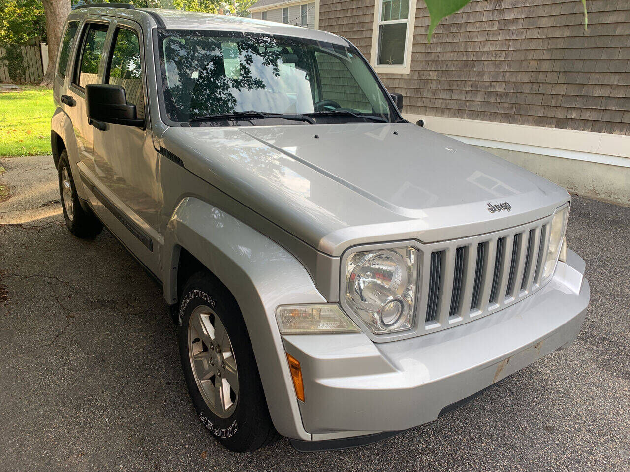 2012 JEEP Liberty