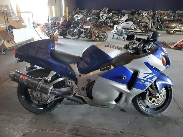 Suzuki GSX1300R