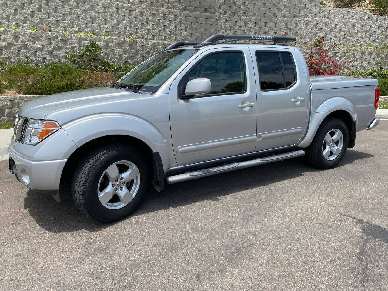 2006 NISSAN Frontier