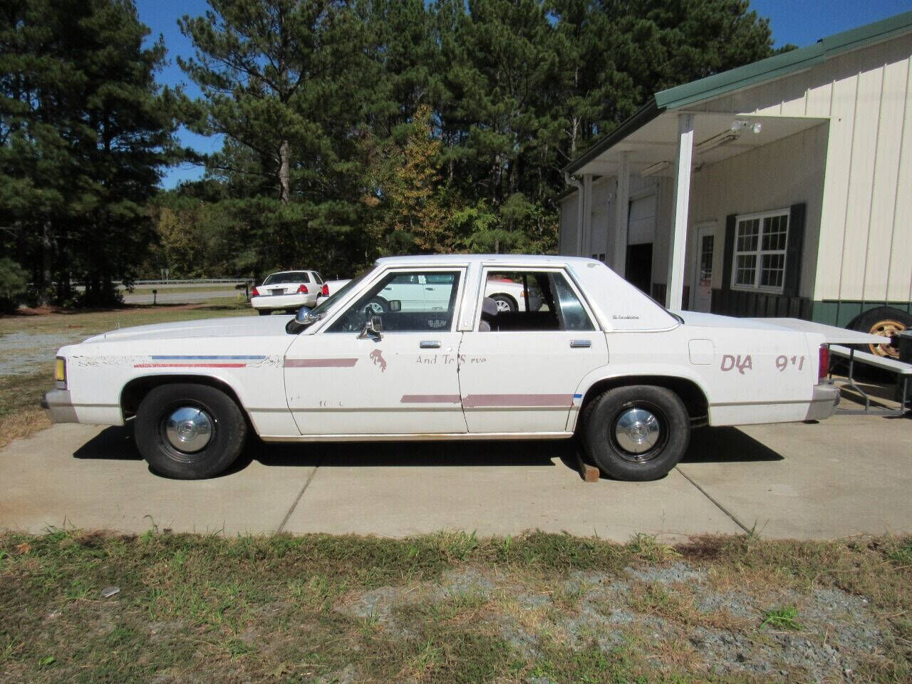 Ford Crown Victoria