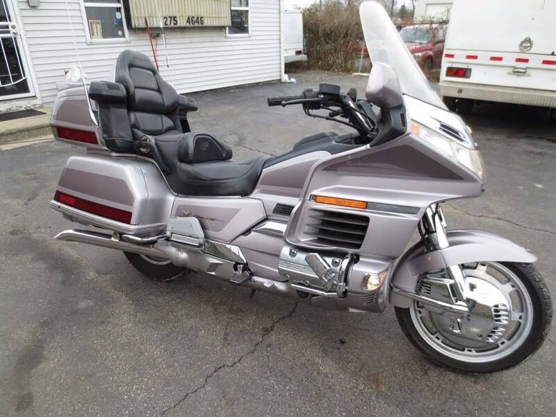 1999 HONDA GL1500SE