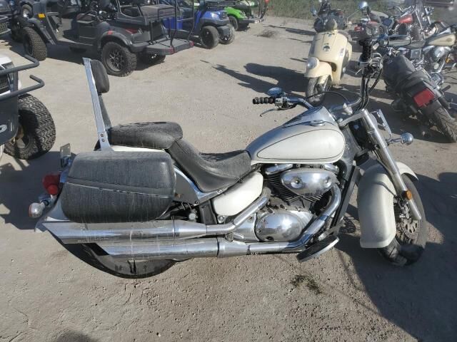 Suzuki VL800K