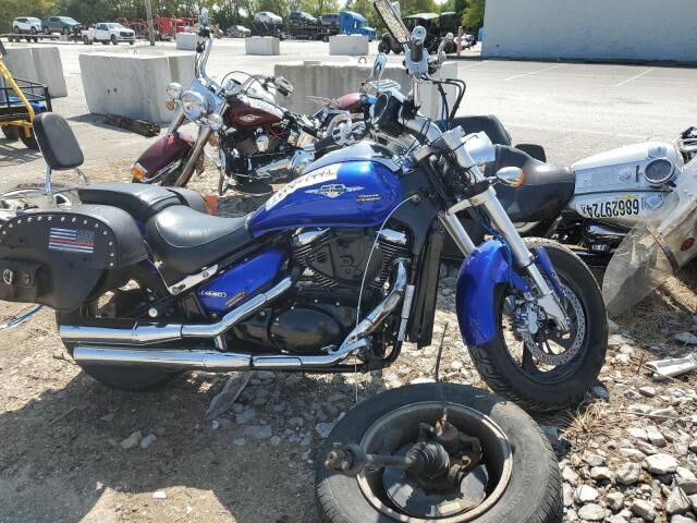 Suzuki VZ800
