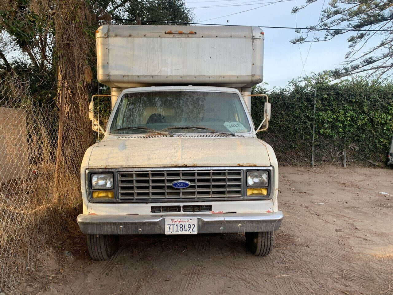 Ford E-350