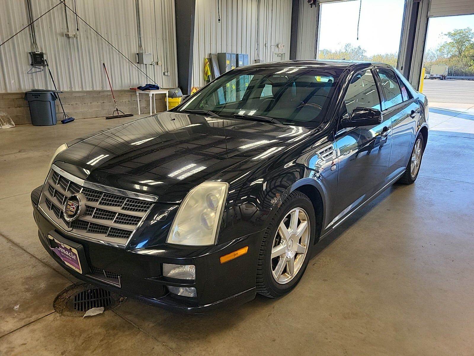 Cadillac STS