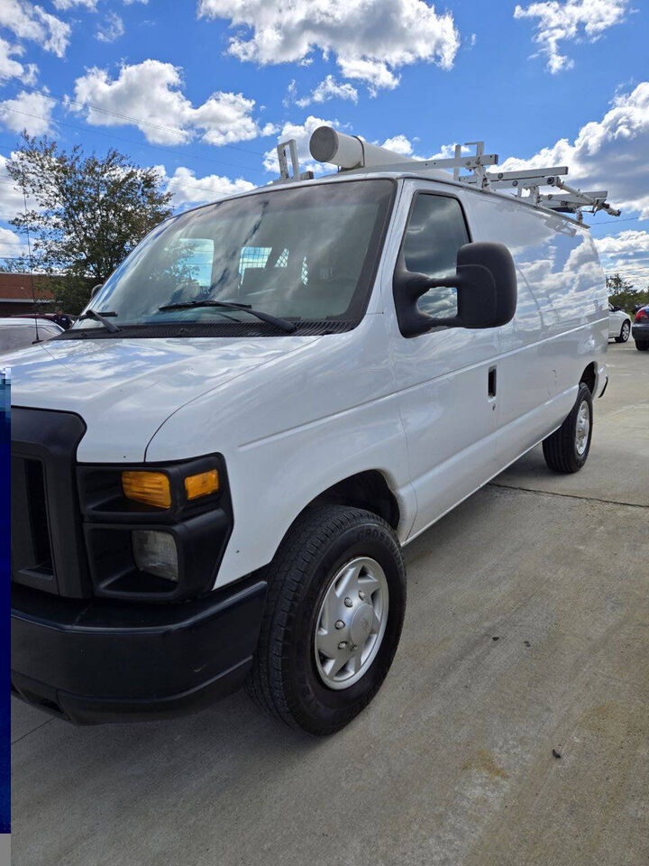 2008 FORD E-250