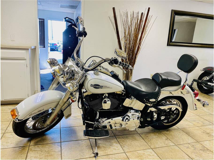2005 HARLEY DAVIDSON Heritage Softail Classic