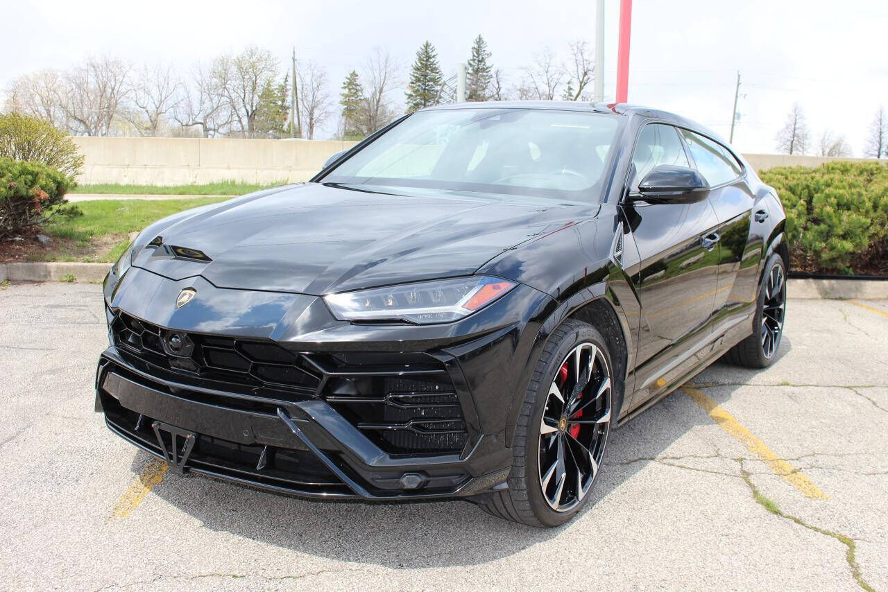2019 LAMBORGHINI URUS