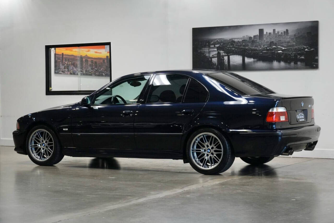 BMW M5