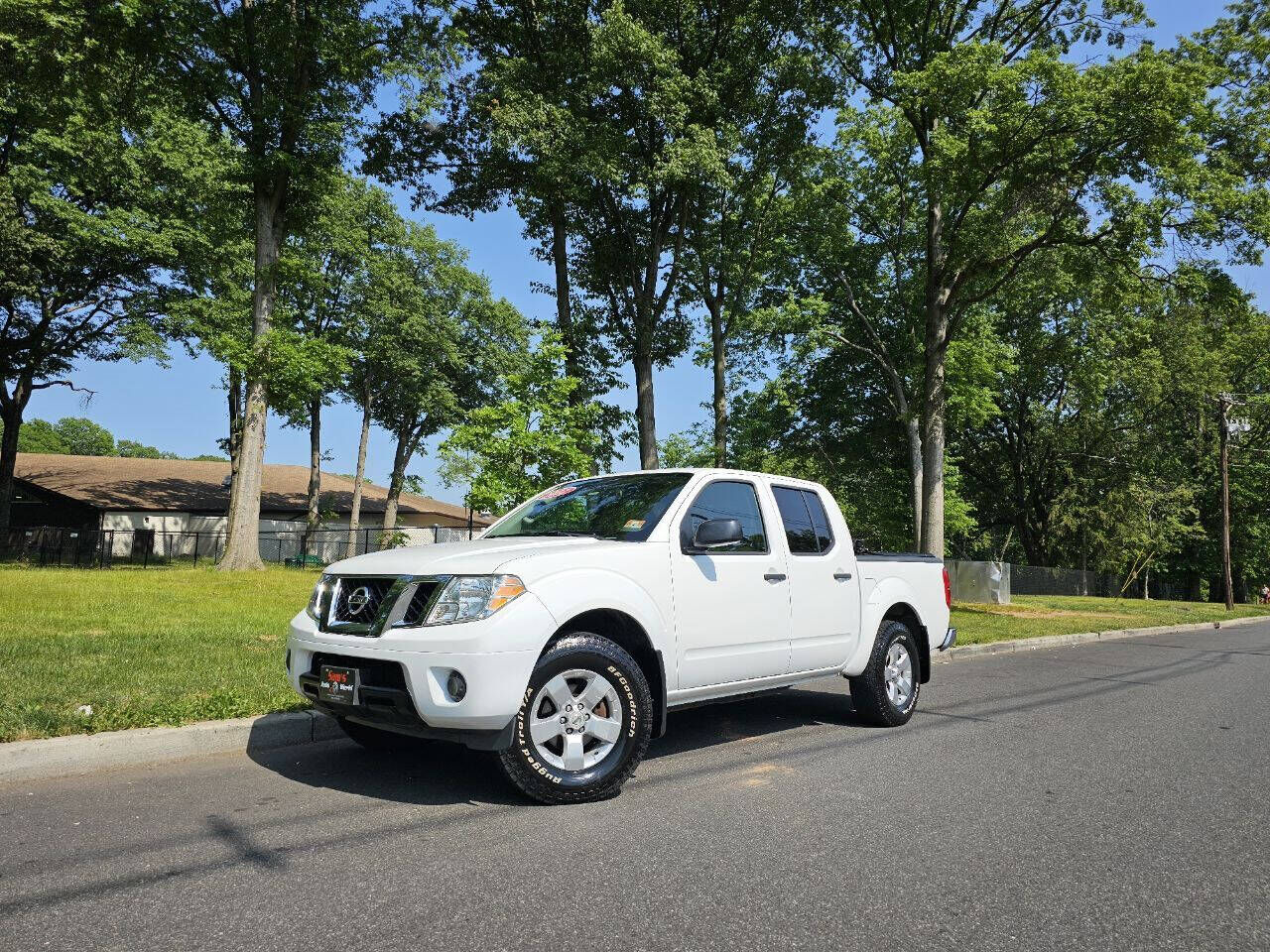 2012 NISSAN Frontier