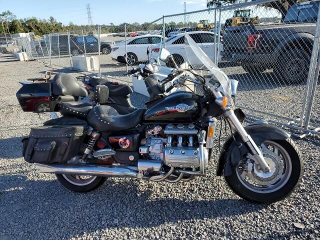 Honda GL1500C (VALKYRIE)