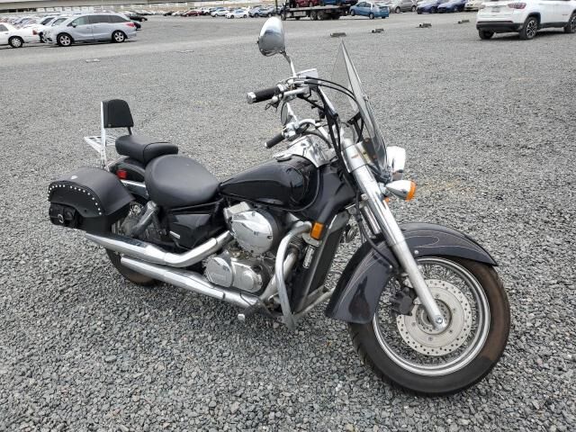 Honda VT750 (Shadow Aero)