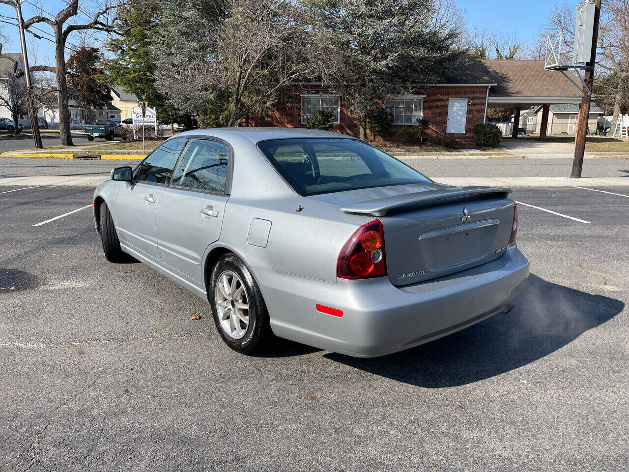 Mitsubishi Diamante