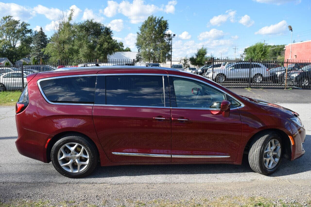 2018 CHRYSLER Pacifica