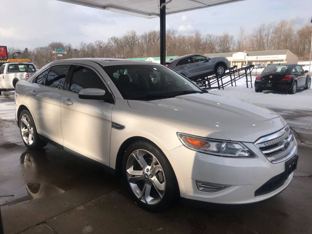 2011 FORD Taurus