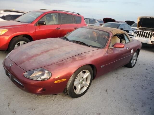 Jaguar XK8