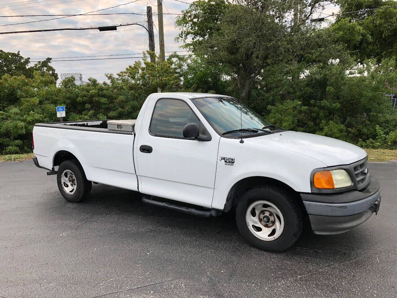 2004 FORD F-150