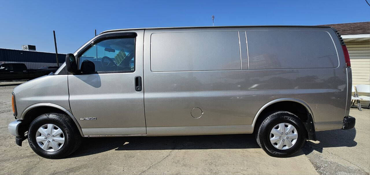 2002 CHEVROLET Express