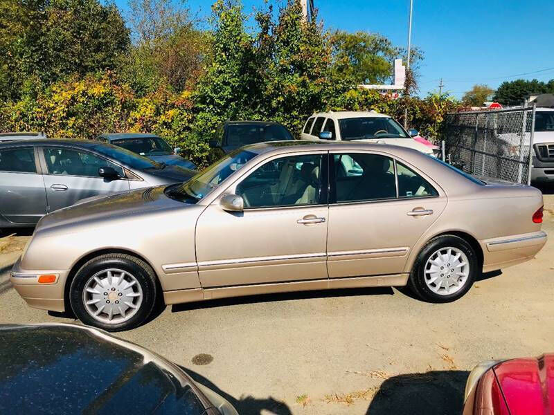 2000 MERCEDES-BENZ E-Class
