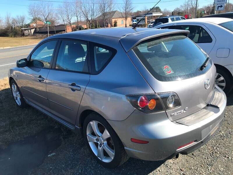 2005 MAZDA Mazda3