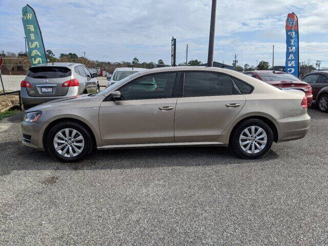 2015 VOLKSWAGEN Passat