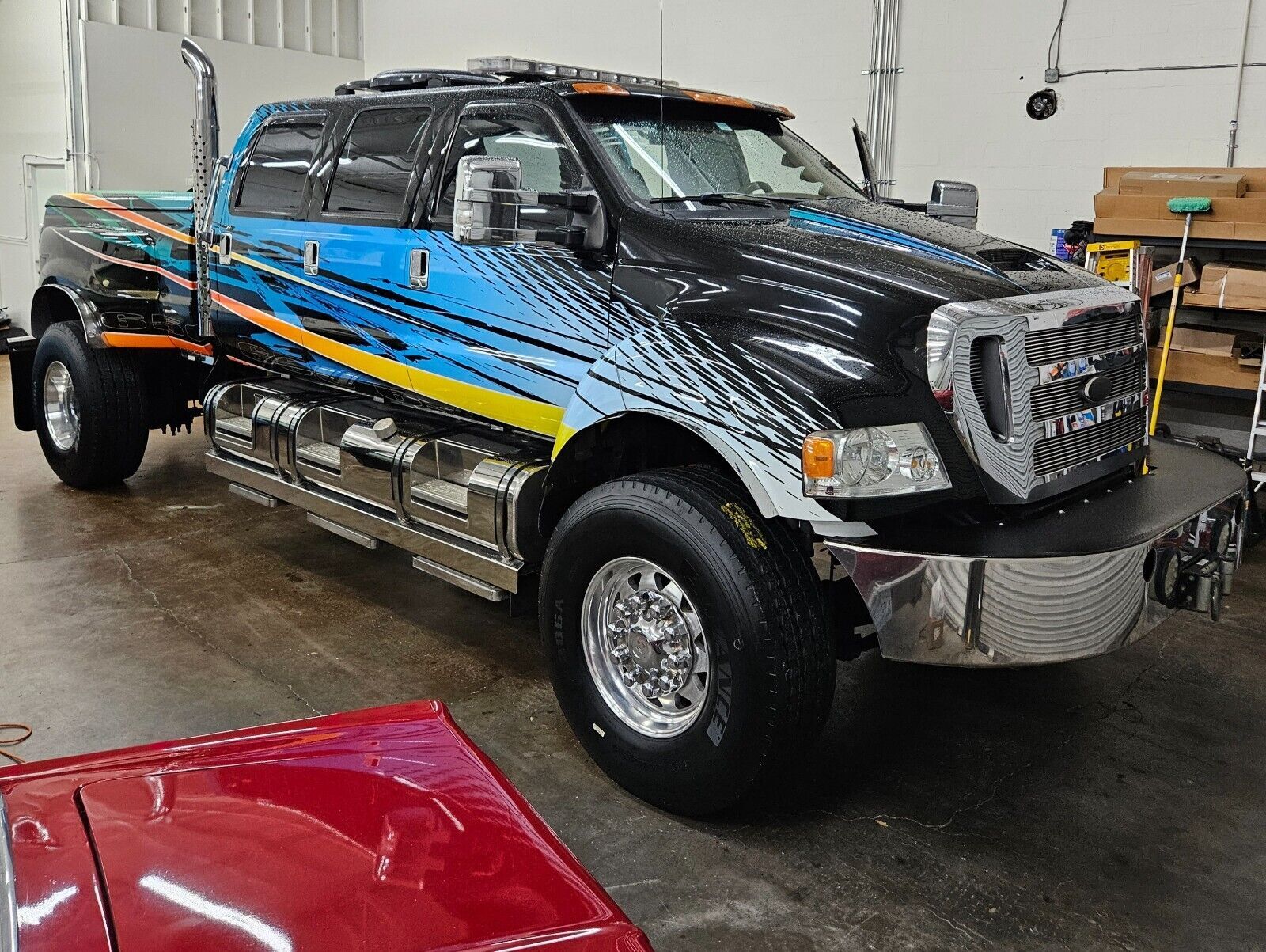 FORD