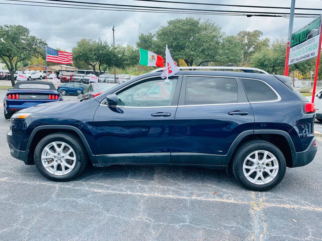 2016 JEEP Cherokee