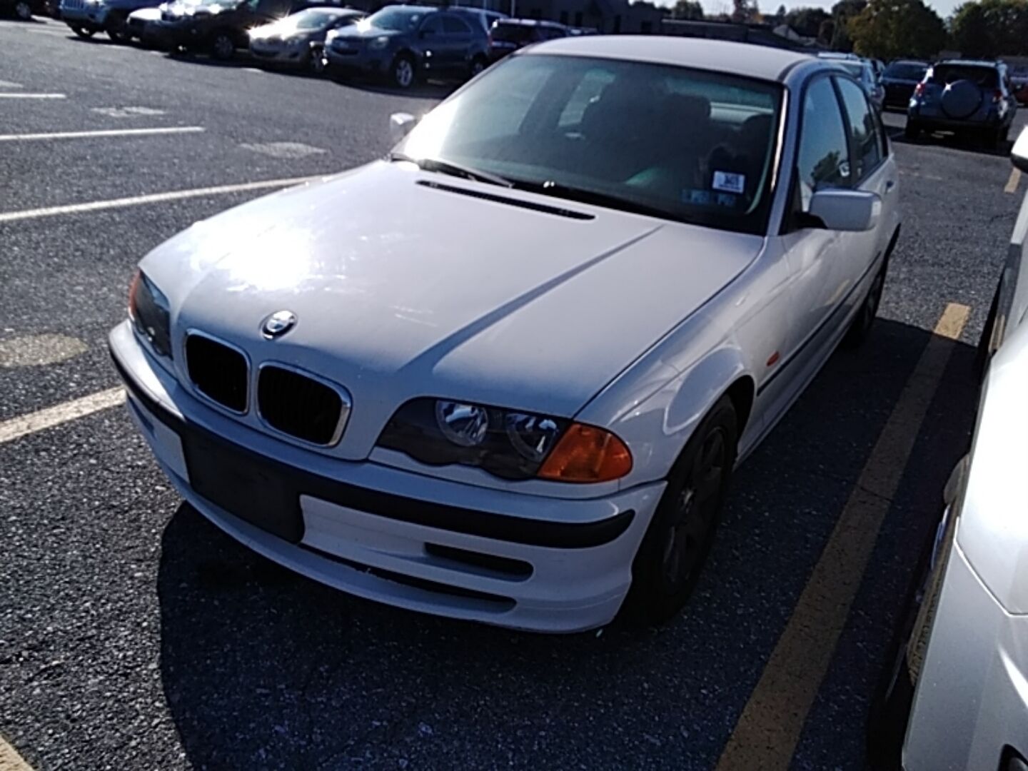 BMW 323i