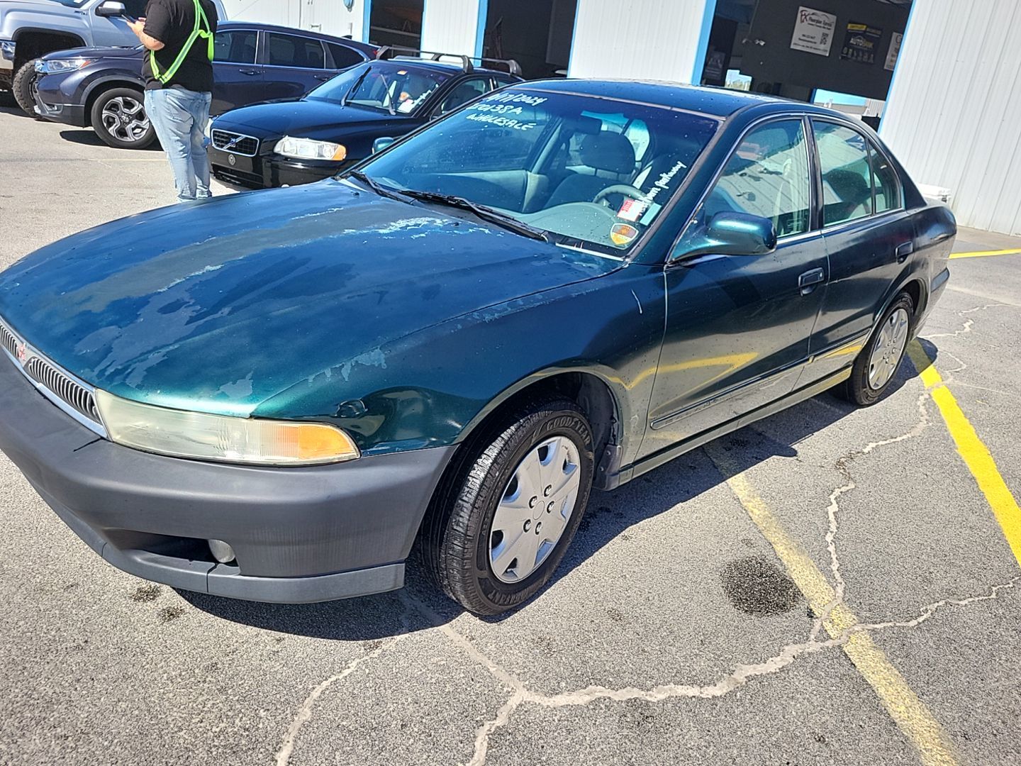 Mitsubishi Galant