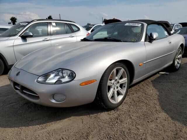 Jaguar XK8