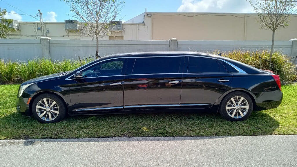 Cadillac Stretch Limousine