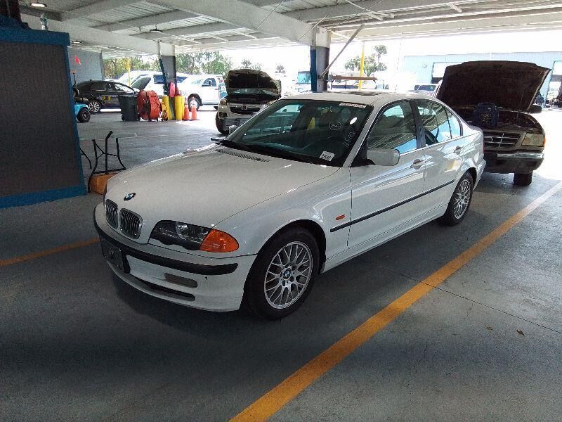 BMW 328i