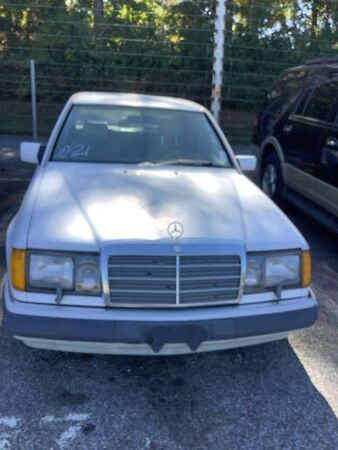 Mercedes-Benz 300